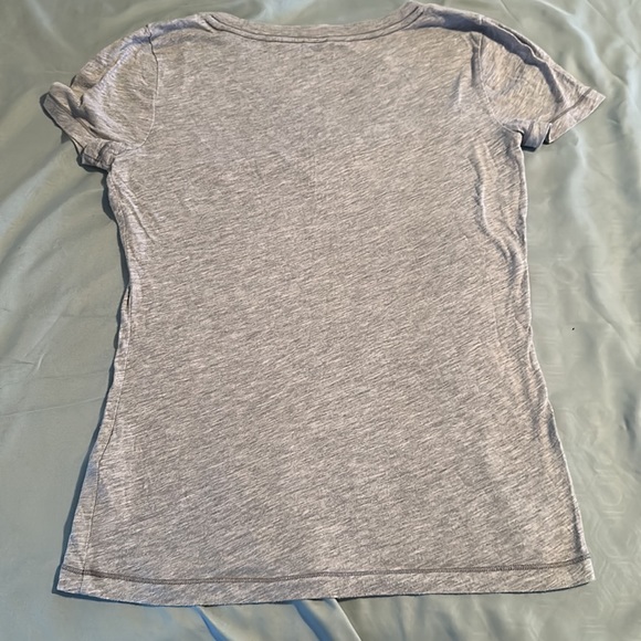 Hollister shirt - Picture 4 of 5